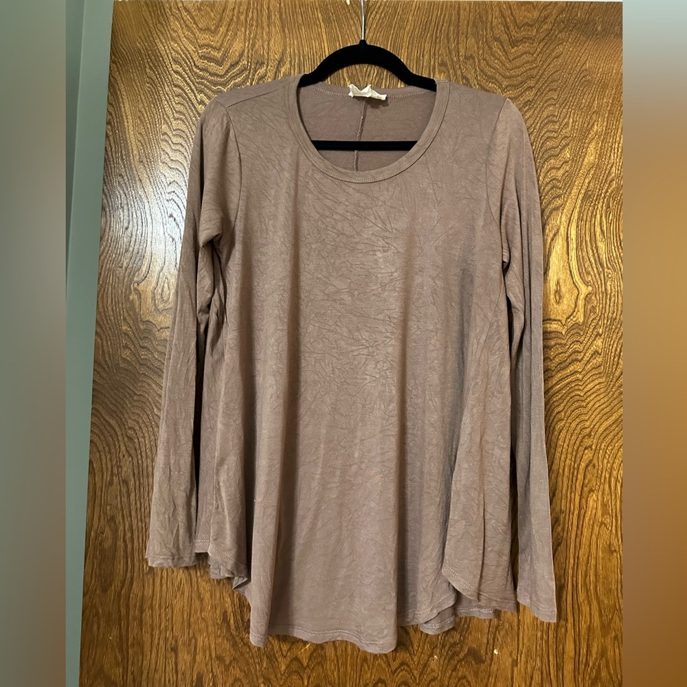 Betsey’s Boutique Mocha Colored Long Sleeve